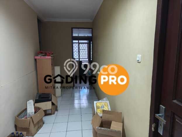 Ruko Dijual di Jakarta Barat LT 76m2 & LB 267m2 Lokasi Terbaik! Ruko Dijual di Jakarta Barat LT 76m2 & LB 267m2 Lokasi Terbaik!
