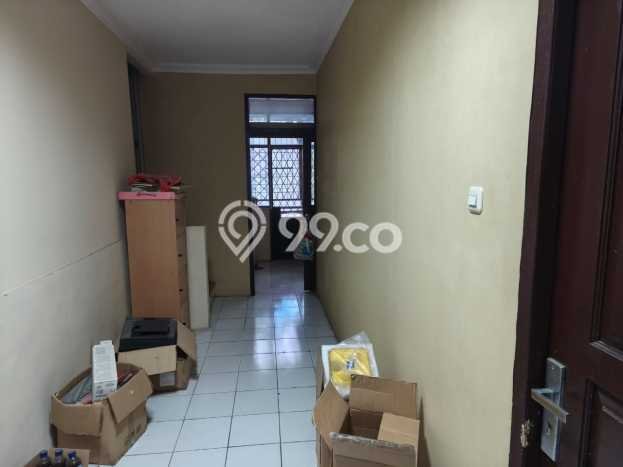 Ruko Dijual di Jakarta Barat LT 76m2 & LB 267m2 Lokasi Terbaik! Ruko Dijual di Jakarta Barat LT 76m2 & LB 267m2 Lokasi Terbaik!