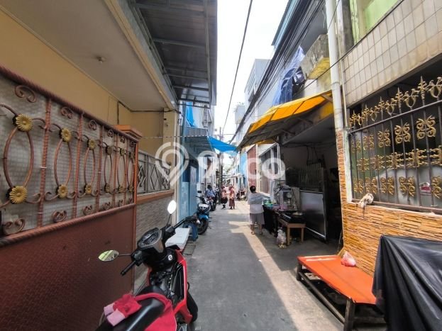 Rumah Modern Cantik 8 Kamar Bisa Langsung Pindah di Pademangan Rumah Modern Cantik 8 Kamar Bisa Langsung Pindah di Pademangan