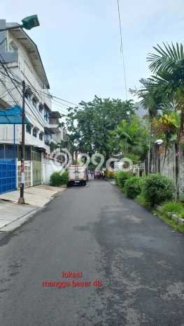 KAWASAN PREMIUM! Ruko Kawasan Mangga Besar, Luas 250m2m², Akses Utama KAWASAN PREMIUM! Ruko Kawasan Mangga Besar, Luas 250m2m², Akses Utama