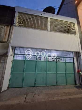 Dijual Hunian Rumah Terawat 2 Kamar di Glodok, Jakarta Pusat Dijual Hunian Rumah Terawat 2 Kamar di Glodok, Jakarta Pusat