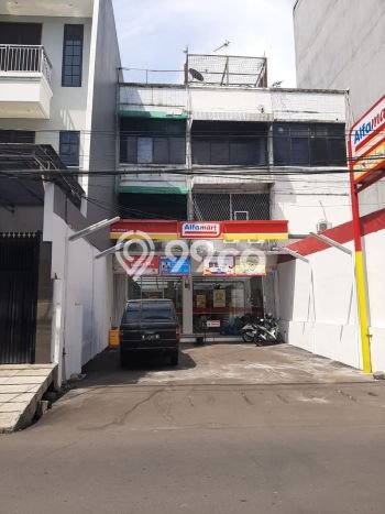 Ruko Dijual di Jakarta Barat LT 240m2 & LB 840m2 Lokasi Terbaik! Ruko Dijual di Jakarta Barat LT 240m2 & LB 840m2 Lokasi Terbaik!