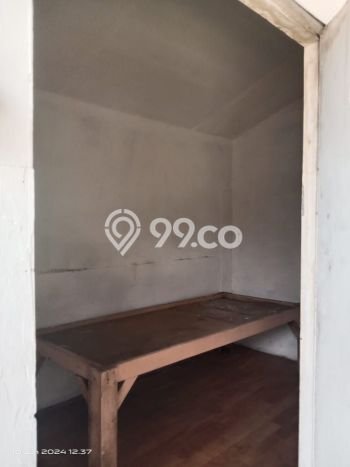 Dijual Rumah 4 Kamar Lokasi Ideal Bagus dan Strategis di Senen Dijual Rumah 4 Kamar Lokasi Ideal Bagus dan Strategis di Senen