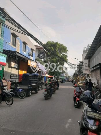 For Sale Rumah 4 Kamar Lokasi Ideal Bagus dan Strategis di Pademangan For Sale Rumah 4 Kamar Lokasi Ideal Bagus dan Strategis di Pademangan