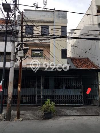For Sale! Premium House LT 152m2 Desain Elegan di Pasar Baru For Sale! Premium House LT 152m2 Desain Elegan di Pasar Baru
