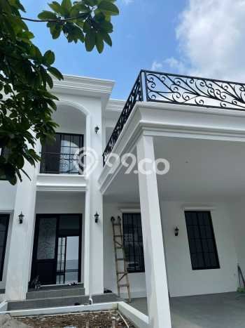Ready to Use! Premium House LT 220m2 Desain Modern di Sentul City Ready to Use! Premium House LT 220m2 Desain Modern di Sentul City