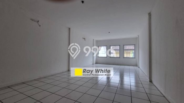 PRIME LOCATION! Ruko Kawasan Pajajaran, Luas 216m², Kawasan Komersial, Lokasi Strategis PRIME LOCATION! Ruko Kawasan Pajajaran, Luas 216m², Kawasan Komersial, Lokasi Strategis