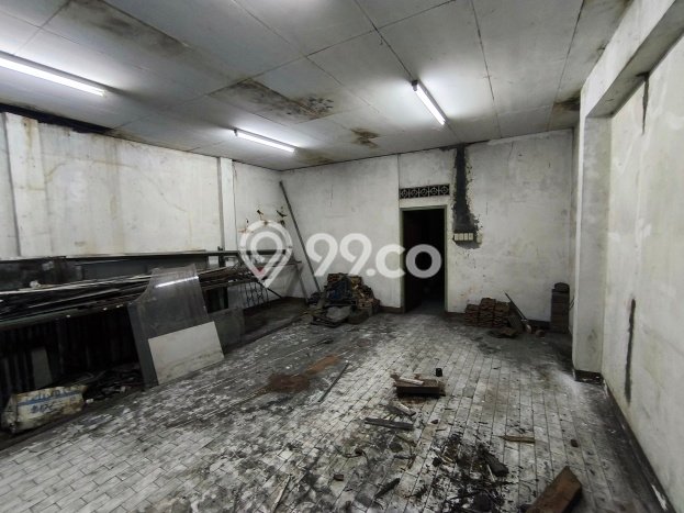 Ruko Disewa di Bogor dengan LB 250m2 Area Komersial Ramai Ruko Disewa di Bogor dengan LB 250m2 Area Komersial Ramai