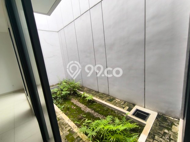 Dijual Rumah Luas Elegan Dengan View Eksklusif di Summarecon Bogor, Bogor Dijual Rumah Luas Elegan Dengan View Eksklusif di Summarecon Bogor, Bogor