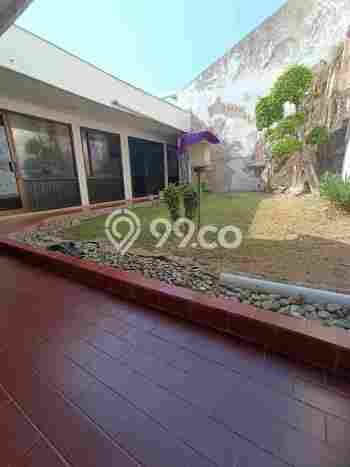 Ready to Use! Luxury House LT 1250m2 Desain Modern di Kupang Ready to Use! Luxury House LT 1250m2 Desain Modern di Kupang