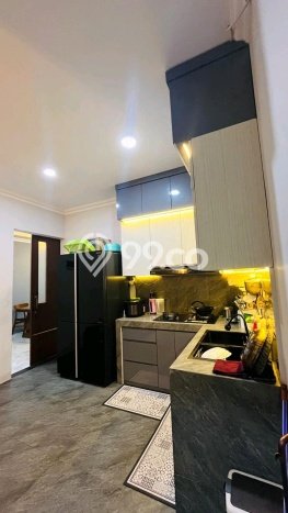 Rumah Strategis Modern Lb 300m2 di Penjaringan, Jakarta Utara Rumah Strategis Modern Lb 300m2 di Penjaringan, Jakarta Utara