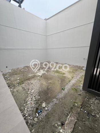 Rumah PREMIUM area , Surabaya, LT 210m2m² LB 284m2m² HARGA TERBAIK! Rumah PREMIUM area , Surabaya, LT 210m2m² LB 284m2m² HARGA TERBAIK!