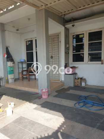 FEATURED! Rumah Asri di Rungkut, LT 105m² LB 120m² FEATURED! Rumah Asri di Rungkut, LT 105m² LB 120m²