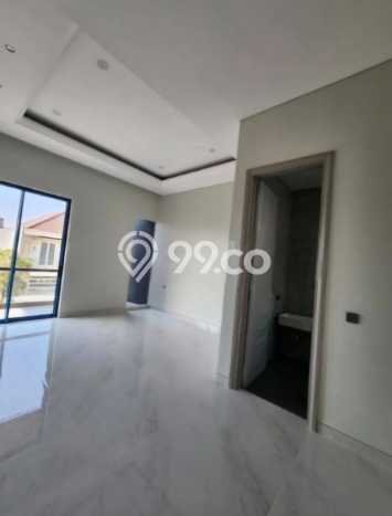 Jual Rumah Mewah Elegan Dengan View Eksklusif di Pakuwon Indah, Surabaya Jual Rumah Mewah Elegan Dengan View Eksklusif di Pakuwon Indah, Surabaya