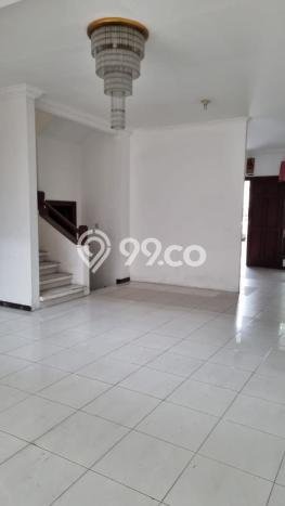 Rumah Eksklusif Siap Huni LT 322m2 di Wiyung, Surabaya Rumah Eksklusif Siap Huni LT 322m2 di Wiyung, Surabaya