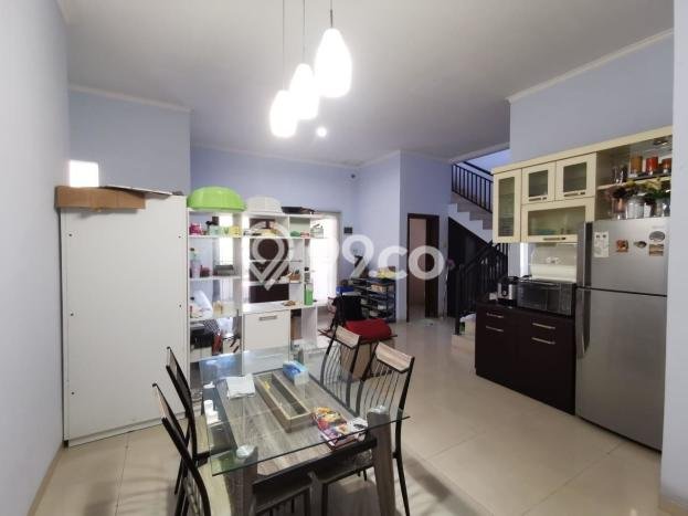 SPECIAL OFFER! Rumah Nyaman di Rungkut, LT 135m2m² Bangunan 184m2m² SPECIAL OFFER! Rumah Nyaman di Rungkut, LT 135m2m² Bangunan 184m2m²
