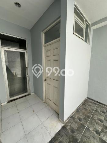 Dijual Rumah Mewah Megah Dengan View Cantik di Citraland, Surabaya Dijual Rumah Mewah Megah Dengan View Cantik di Citraland, Surabaya