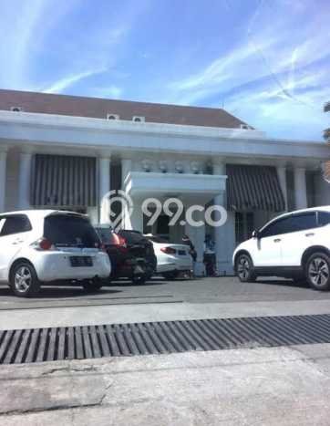 Dijual Rumah Luas Elegan Dengan View Cantik di Surabaya Kota, Surabaya Dijual Rumah Luas Elegan Dengan View Cantik di Surabaya Kota, Surabaya