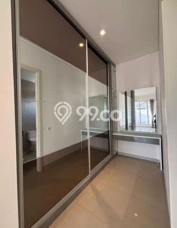 Ready to Use! Premium House LT 180m2 Desain Modern di Pakuwon Indah Ready to Use! Premium House LT 180m2 Desain Modern di Pakuwon Indah
