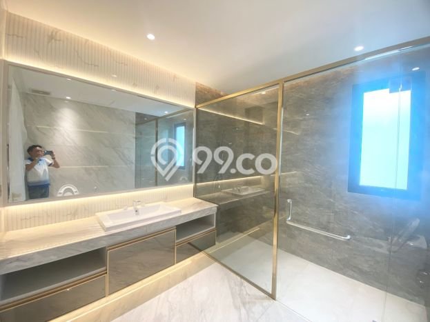 For Sale Rumah Elit Exclusive di Wiyung, Surabaya For Sale Rumah Elit Exclusive di Wiyung, Surabaya