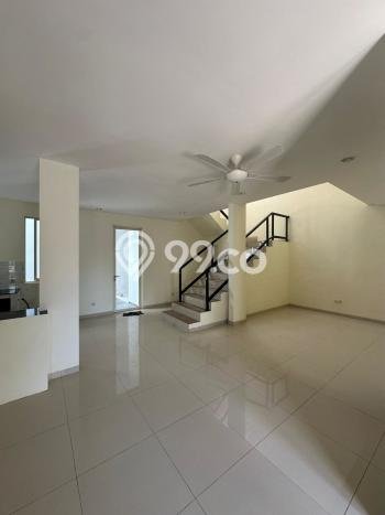 Dijual Rumah Mewah Megah Dengan View Cantik di Citraland, Surabaya Dijual Rumah Mewah Megah Dengan View Cantik di Citraland, Surabaya