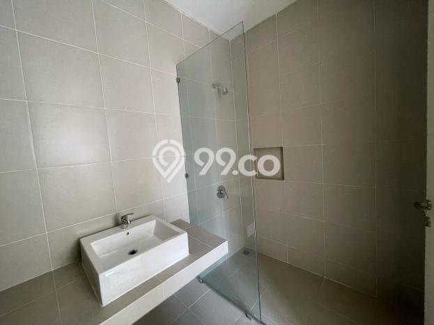 Rumah Elit Modern Tanpa Renovasi di Citraland Surabaya Rumah Elit Modern Tanpa Renovasi di Citraland Surabaya