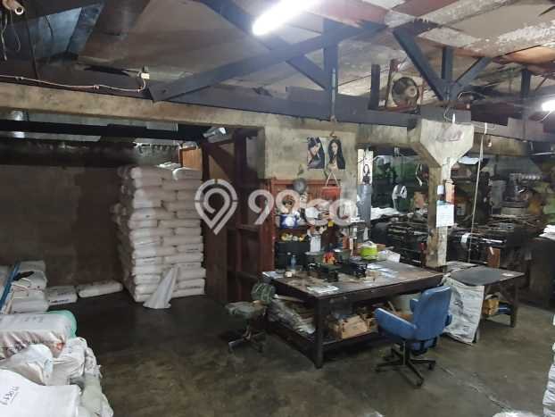 Hunian Mewah Siap Huni LT 510m2 di Taman, Sidoarjo Hunian Mewah Siap Huni LT 510m2 di Taman, Sidoarjo