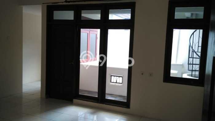 Rumah di Citraland, Dekat Fasilitas, 5 KT, Luas 280m2m² LB 350m2m² Rumah di Citraland, Dekat Fasilitas, 5 KT, Luas 280m2m² LB 350m2m²