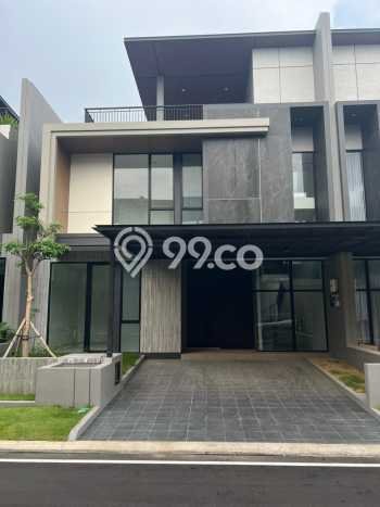 Rumah PREMIUM area , Surabaya, LT 210m2m² LB 284m2m² HARGA TERBAIK! Rumah PREMIUM area , Surabaya, LT 210m2m² LB 284m2m² HARGA TERBAIK!