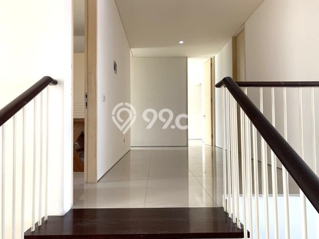 Rumah Luxury Modern Siap Huni di Citraland Surabaya Rumah Luxury Modern Siap Huni di Citraland Surabaya