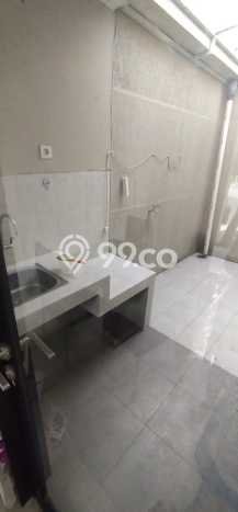 Rumah sewa siap huni 2 KT di Citraland, Surabaya Rumah sewa siap huni 2 KT di Citraland, Surabaya