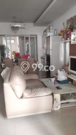 For Sale Rumah 3 Kamar Lokasi Ideal Bagus dan Strategis di Wiyung For Sale Rumah 3 Kamar Lokasi Ideal Bagus dan Strategis di Wiyung