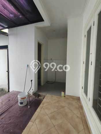 Rumah Cantik Siap Pakai Di Wiyung Luas 170m2 Aman Rumah Cantik Siap Pakai Di Wiyung Luas 170m2 Aman