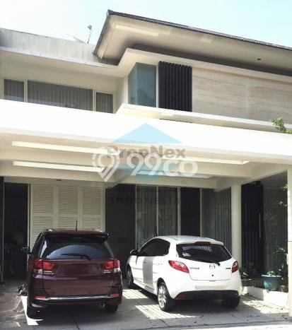 Rumah Luxury Modern Tanpa Renovasi di Citraland Surabaya Rumah Luxury Modern Tanpa Renovasi di Citraland Surabaya