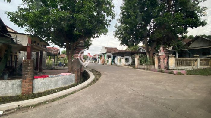 Lahan Kosong Dijual di Pungging, Mojokerto, Luas 26000m2 Area Strategis Lahan Kosong Dijual di Pungging, Mojokerto, Luas 26000m2 Area Strategis