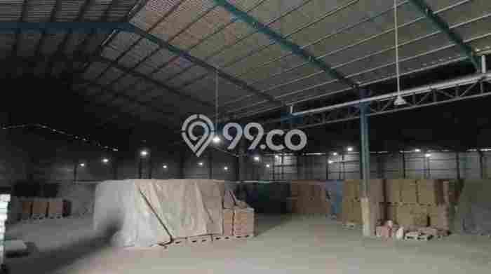 Gudang Bagus Dijual LB 1250m2 Lokasi Strategis Surabaya Area Cocok untuk Berbisnis Gudang Bagus Dijual LB 1250m2 Lokasi Strategis Surabaya Area Cocok untuk Berbisnis