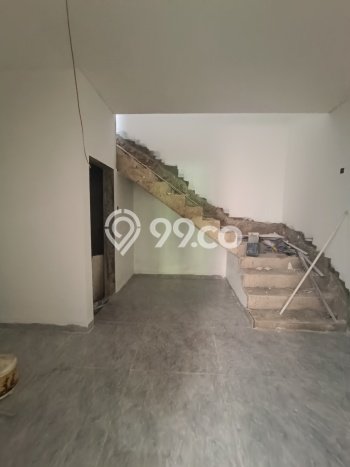 Rumah Elit LB 200m2 Siap Huni Desain Elegan di Kalideres, Jakarta Barat Rumah Elit LB 200m2 Siap Huni Desain Elegan di Kalideres, Jakarta Barat