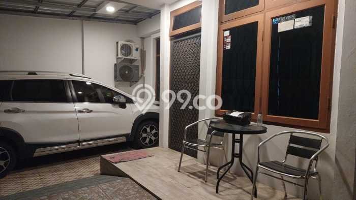 Rumah Mewah dengan 3 Kamar Tidur di Lingkungan Asri Pegadungan, Jakarta Barat Rumah Mewah dengan 3 Kamar Tidur di Lingkungan Asri Pegadungan, Jakarta Barat