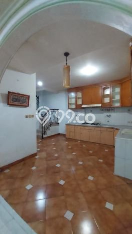 HARGA SPESIAL! Rumah Modern area Taman Palem, Jakarta Barat, LT 75m² LB 200m² BISA KPR! HARGA SPESIAL! Rumah Modern area Taman Palem, Jakarta Barat, LT 75m² LB 200m² BISA KPR!