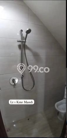 Dijual Rumah 3 Kamar Lokasi Strategis Nyaman dan Strategis di Cipondoh Dijual Rumah 3 Kamar Lokasi Strategis Nyaman dan Strategis di Cipondoh