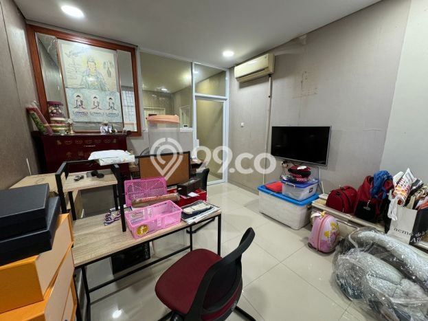 Dijual Rumah Mewah Elegan Dengan View Cantik di Kalideres, Jakarta Barat Dijual Rumah Mewah Elegan Dengan View Cantik di Kalideres, Jakarta Barat