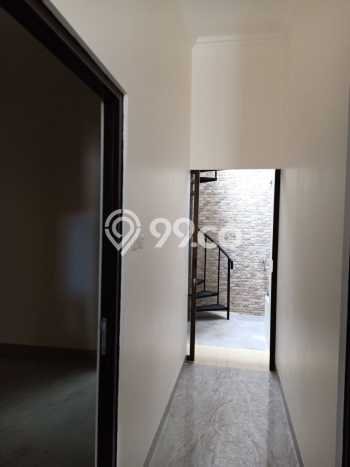 For Sale! Premium House LT 120m2 Desain Elegan di Pegadungan For Sale! Premium House LT 120m2 Desain Elegan di Pegadungan