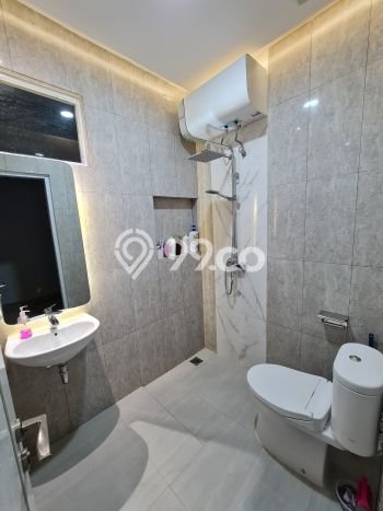 Rumah Luxury Modern Siap Huni di Pegadungan Jakarta Barat Rumah Luxury Modern Siap Huni di Pegadungan Jakarta Barat