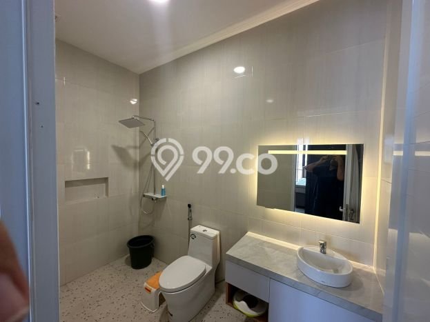 Rumah Elit Modern Tanpa Renovasi di Bojong Indah Jakarta Barat Rumah Elit Modern Tanpa Renovasi di Bojong Indah Jakarta Barat