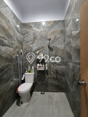 Rumah Minimalis 3 KT di Duta Garden Tangerang Semi Furnished Rumah Minimalis 3 KT di Duta Garden Tangerang Semi Furnished