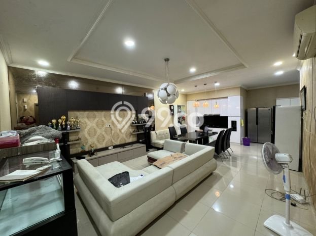 Dijual Rumah Mewah Elegan Dengan View Cantik di Kalideres, Jakarta Barat Dijual Rumah Mewah Elegan Dengan View Cantik di Kalideres, Jakarta Barat