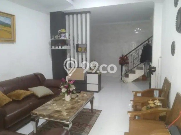 Rumah Modern 4 KT di Duri Kosambi Jakarta Barat Semi Furnished Rumah Modern 4 KT di Duri Kosambi Jakarta Barat Semi Furnished