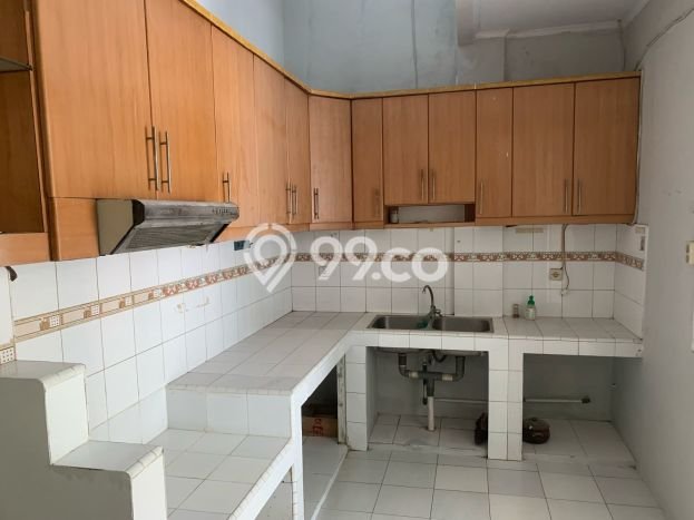 NEW LISTING! Rumah Strategis di Cengkareng Barat, LT 75m² LB 100m² NEW LISTING! Rumah Strategis di Cengkareng Barat, LT 75m² LB 100m²