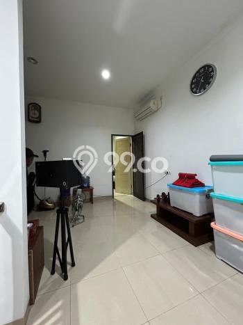 Rumah Minimalis 3 KT di Duta Garden Tangerang Semi Furnished Rumah Minimalis 3 KT di Duta Garden Tangerang Semi Furnished