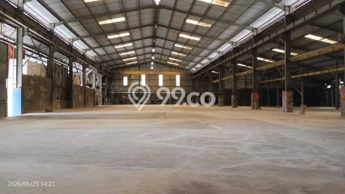 Unit Gudang Dijual di Cipondoh Tangerang Luas Bangunan 1560m2 Unit Gudang Dijual di Cipondoh Tangerang Luas Bangunan 1560m2